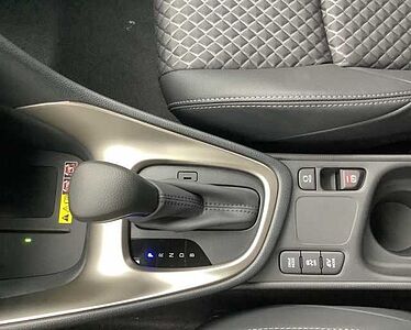 Mazda 2 Hybrid 1.5L VVT-i e-CVT FWD HOMURA 1.5L Hybrid VVT-i e-CVT FWD HOMURA