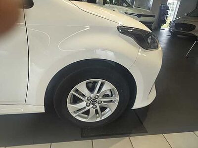 Mazda 2 Hybrid 2024 5HB 1.5L VVT-i 116 PS e-CVT FWD CENTRE-LINE 1.5L Hybrid VVT-i e-CVT FWD CENTRE-LINE