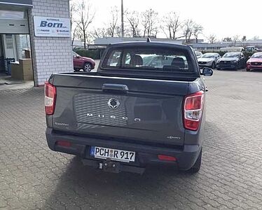 SsangYong Musso Quartz 2.2 D 6MT 4WD