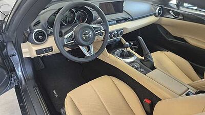 Mazda MX-5 1.5L SKYACTIV-G (132 hp) 6MT RWD Kazari