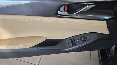 Mazda MX-5 1.5L SKYACTIV-G (132 hp) 6MT RWD Kazari