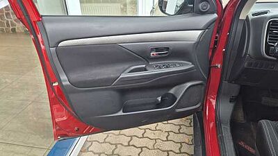 Mitsubishi Outlander (GF0/GG) Star+ 4WD