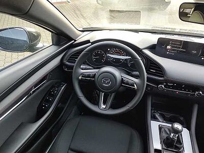 Mazda 3 2.5L e-SKYACTIV G 140ps Homura