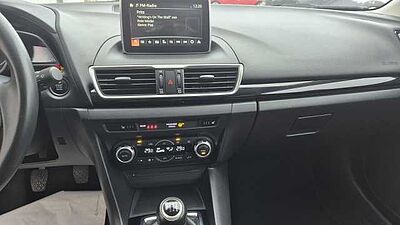 Mazda 3 SKYACTIV-G 120 Center-Line TOU-P