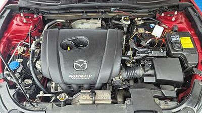 Mazda 3 SKYACTIV-G 120 Center-Line TOU-P