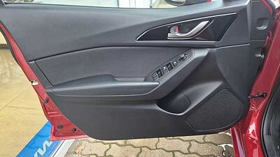 Mazda 3 SKYACTIV-G 120 Center-Line TOU-P