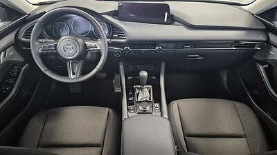 Mazda 3 2.5L e-SKYACTIV G 140ps 6AT FWD Exclusive-Line