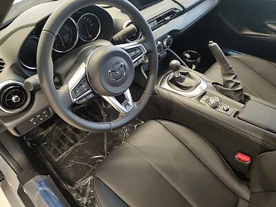 Mazda MX-5 1.5L SKYACTIV-G (132 hp) Exclusive