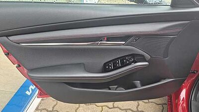 Mazda 3 2.5L e-SKYACTIV G 140ps 6MT FWD Homura