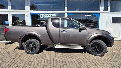 Mitsubishi L200 (KA0/KB0) Intense Club Cab 4WD