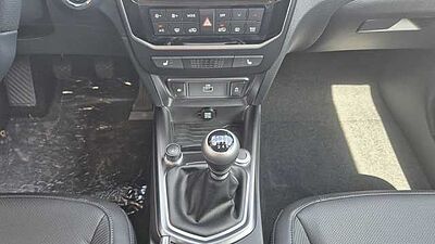 KGM Tivoli MT 2WD Namad Plus