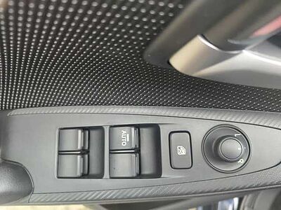 Mazda 2 SKYACTIV-G 90 6AG AL-HOMURA TOU-P2 ohne BSM / RCTA