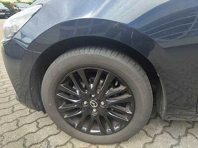 Mazda 2 SKYACTIV-G 90 6AG AL-HOMURA TOU-P2 ohne BSM / RCTA