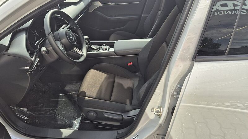 Mazda 3 2.5L e-SKYACTIV G 140ps Exclusive-line 6AT