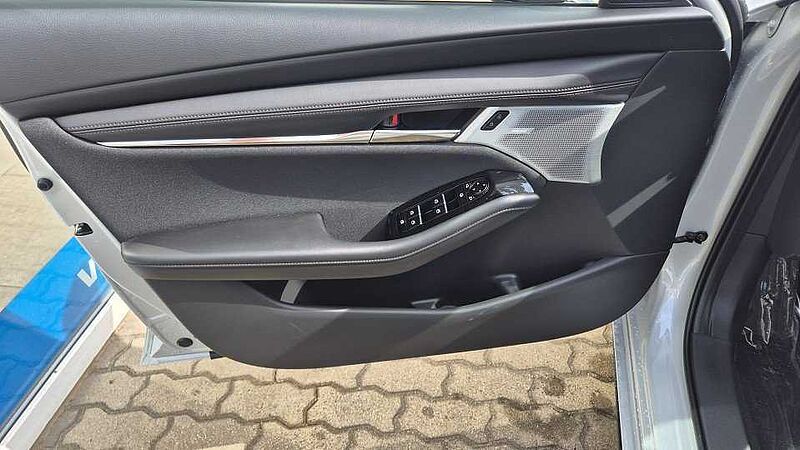 Mazda 3 2.5L e-SKYACTIV G 140ps Exclusive-line 6AT