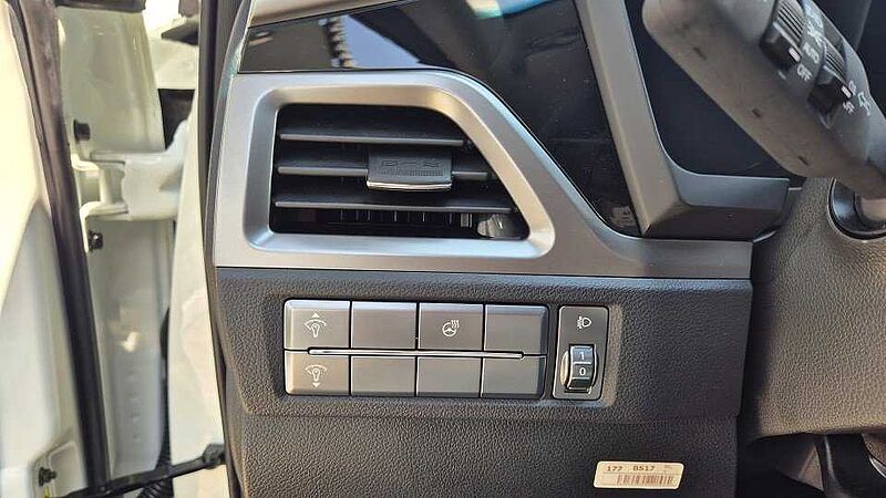 Korando 6AT 2WD Nomad
