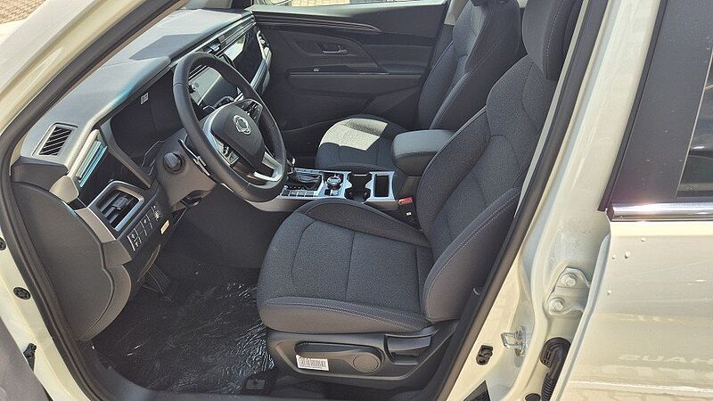 Korando 6AT 2WD Nomad