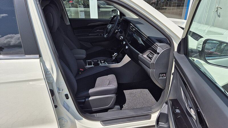 Korando 6AT 2WD Nomad