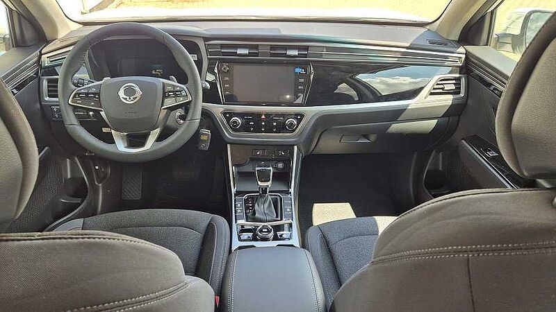 Korando 6AT 2WD Nomad