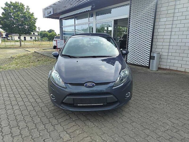Ford Fiesta Champions Edition