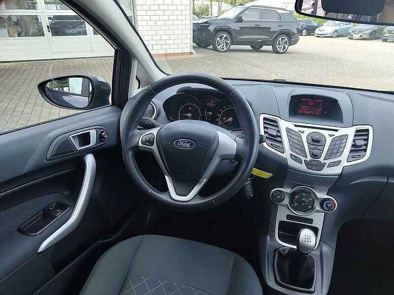 Ford Fiesta Champions Edition