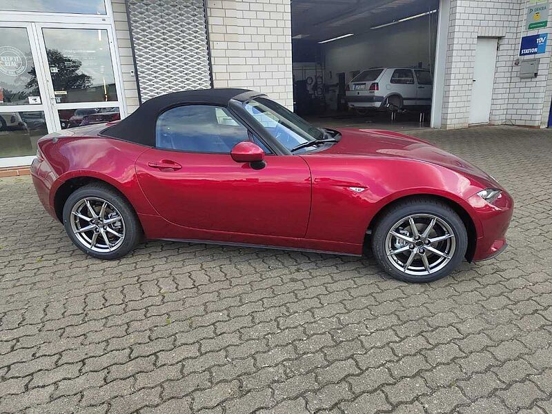 Mazda MX-5 1.5L SKYACTIV-G (132 hp) Exclusive-line