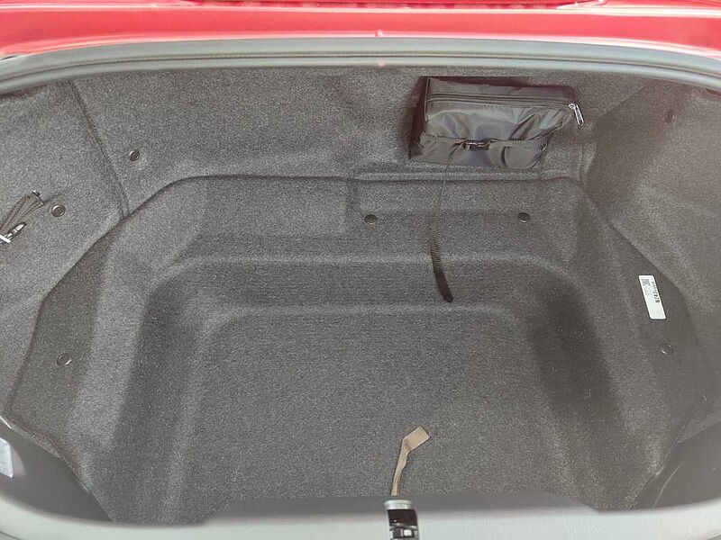 Mazda MX-5 1.5L SKYACTIV-G (132 hp) Exclusive-line