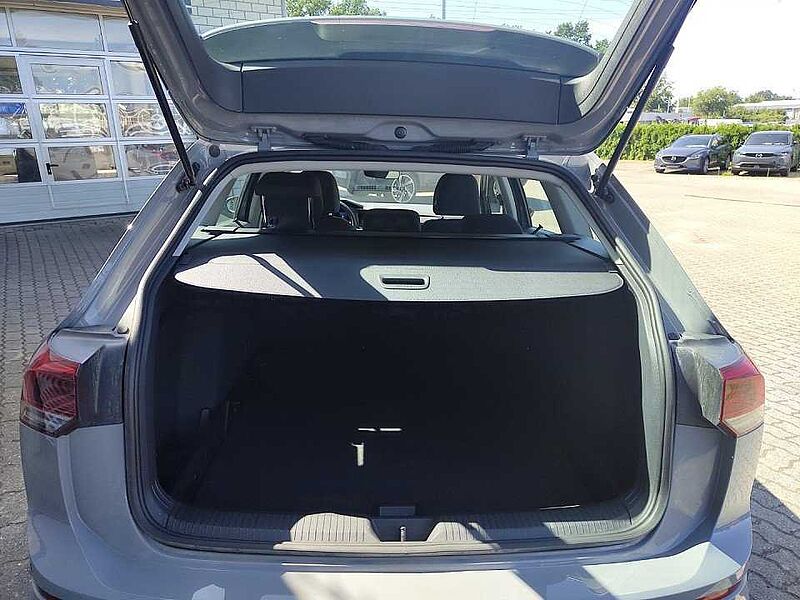 Volkswagen Golf VIII Variant (CG5)(09.2020-> 2024) Life