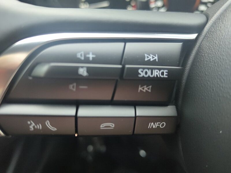 Mazda 3 2.5L e-SKYACTIV G 140ps Nagisa