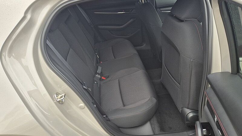 Mazda 3 2.5L e-SKYACTIV G 140ps 6MT FWD Homura