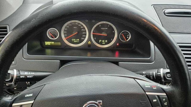 Volvo XC90 (07.2002-> ) D5 Edition Geartronic (147 kW)(7 Sitze)