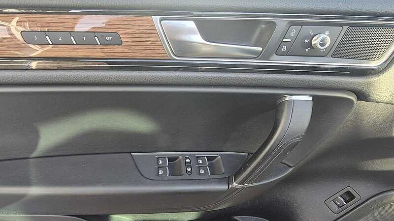 Volkswagen Touareg (7P6) V6 TDI BMT/Start-St Executive Edition Terrain Tech