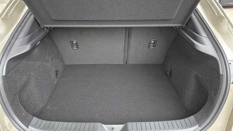 Mazda CX-30 2.5L e-SKYACTIV G 140ps 6AT FWD Nagisa