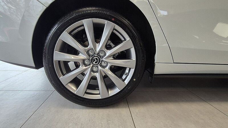 Mazda 3 2.5L e-SKYACTIV G 140ps 6AT FWD Exclusive-Line