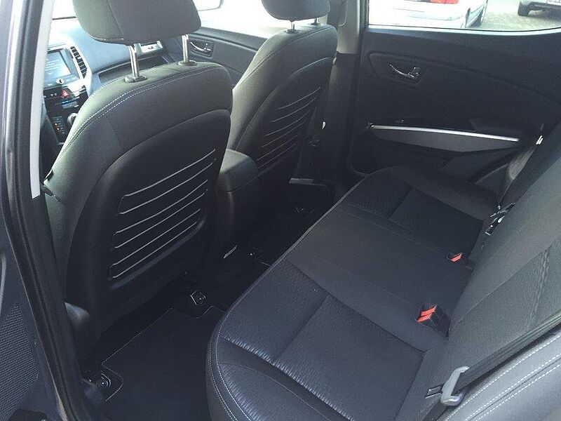 SsangYong Tivoli TIVOLI QUARTZ 1.6 P 2WD MY15