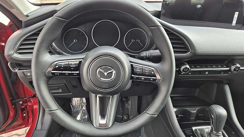 Mazda 3 2.5L e-SKYACTIV G 140ps 6AT FWD Exclusive-Line