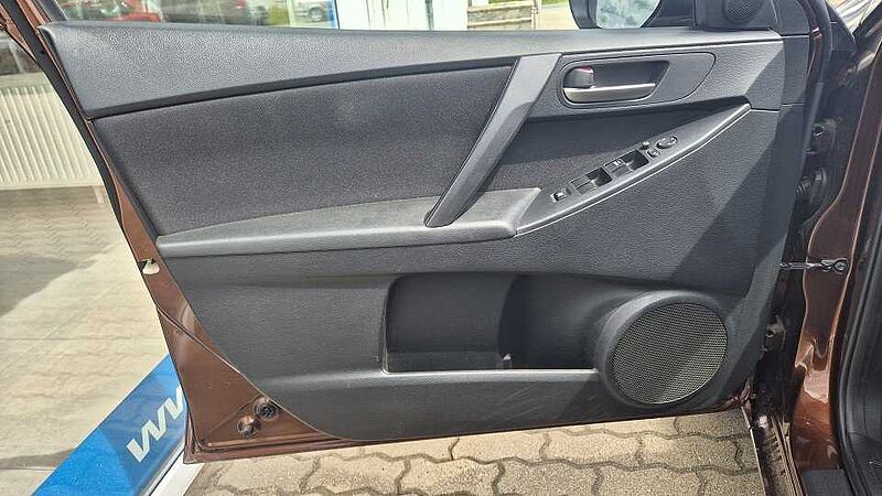 Mazda 3 1.6l MZR 105 PS  5T 5GS EDITION