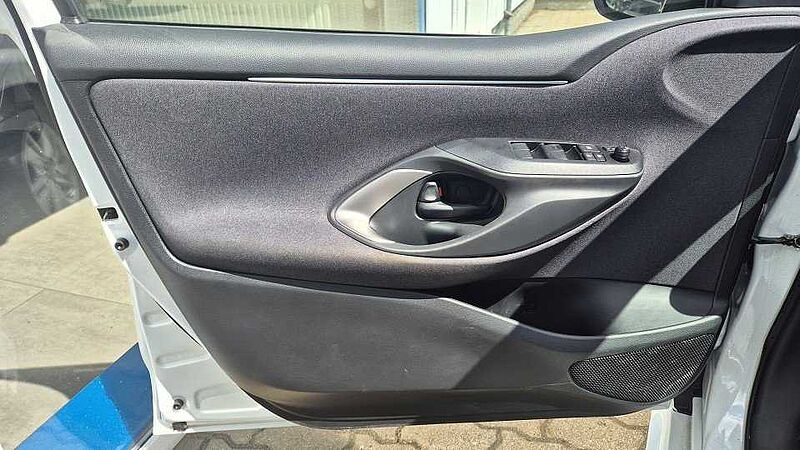 Mazda 2 Hybrid 1.5L VVT-i 116 PS AT FWD AGILE COMFORT-P SAFETY-P
