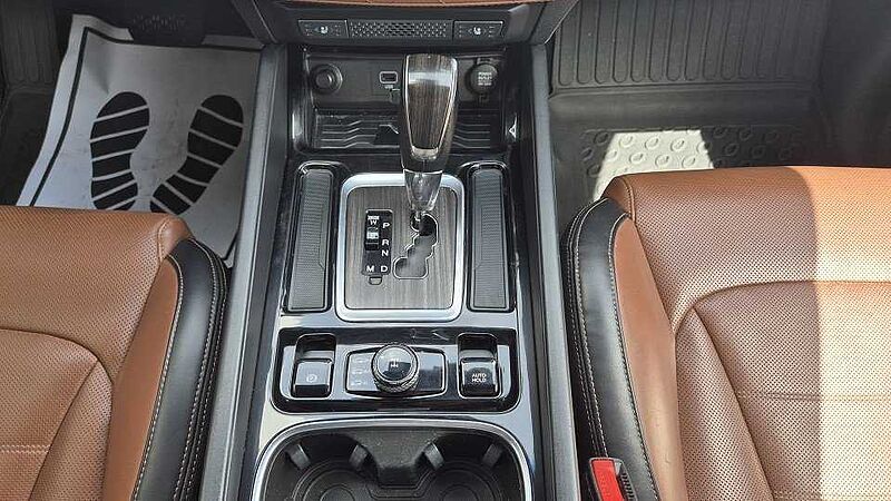 SsangYong Rexton W Sapphire 2.2 D 7 AT 4WD