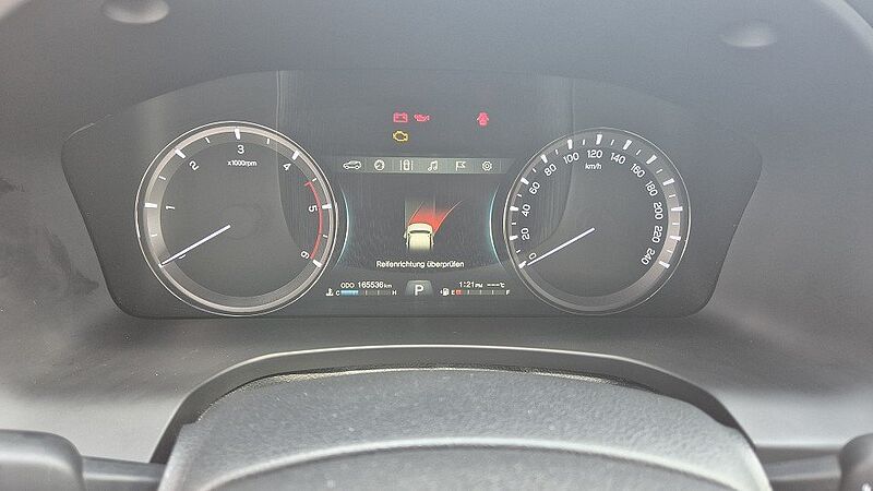 SsangYong Rexton W Sapphire 2.2 D 7 AT 4WD