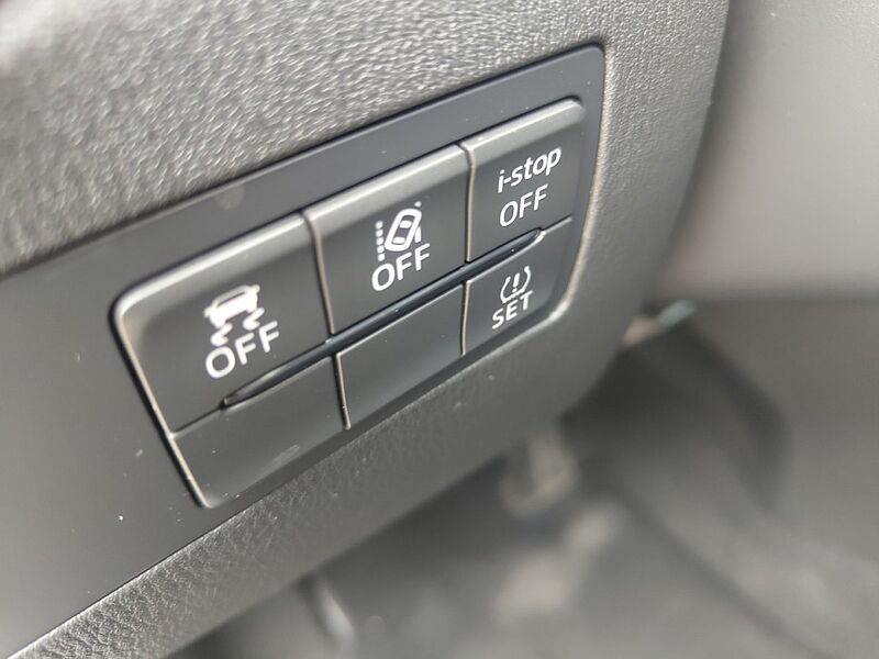 Mazda 2 SKYACTIV-G 90 6AG AL-HOMURA TOU-P2 ohne BSM / RCTA