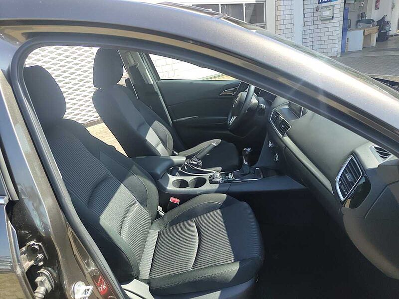 Mazda 3 SKYACTIV-G 120 88 kW (120 PS)