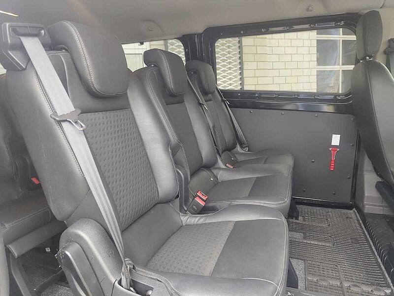 Ford Transit Custom 320 L1 Tourneo Sport