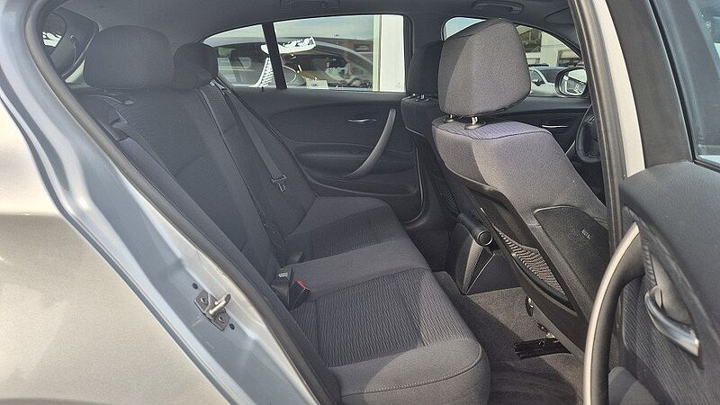 BMW 1 Limousine (E81/E87)(2004-> ) 116 d